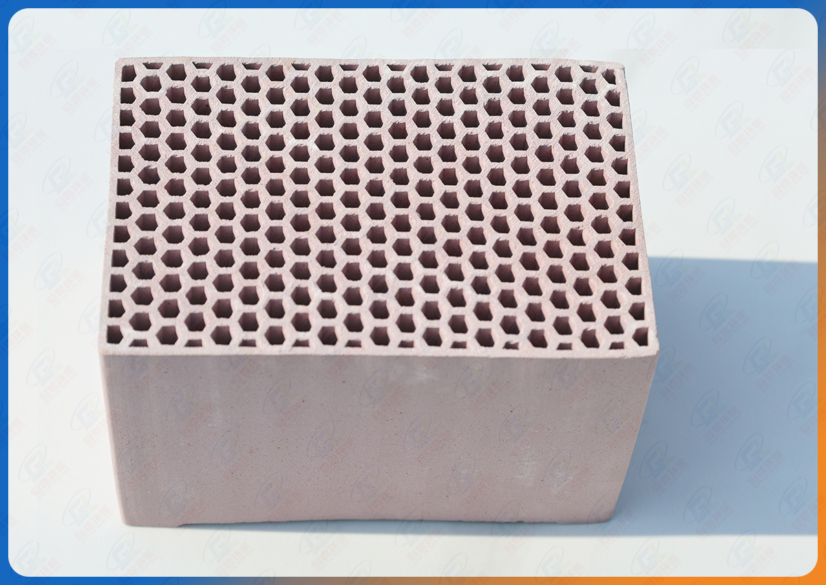 鉻剛玉莫來石蜂窩體